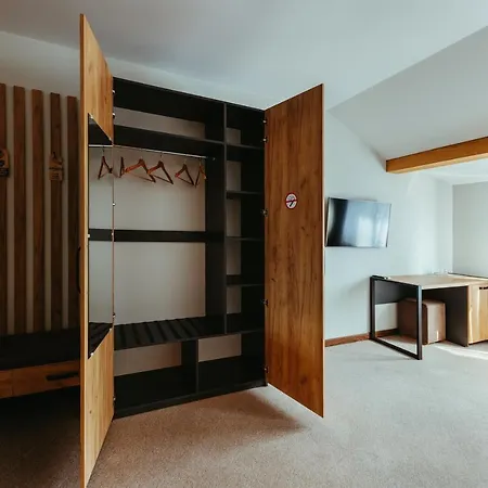 Hotel Huston