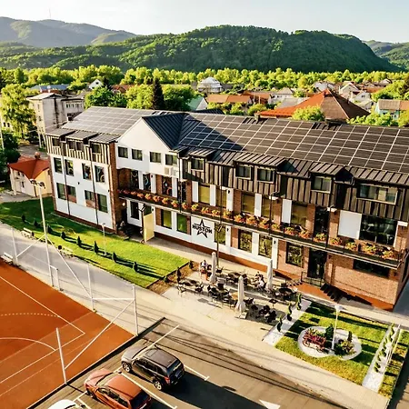 Отель Huston Хуст