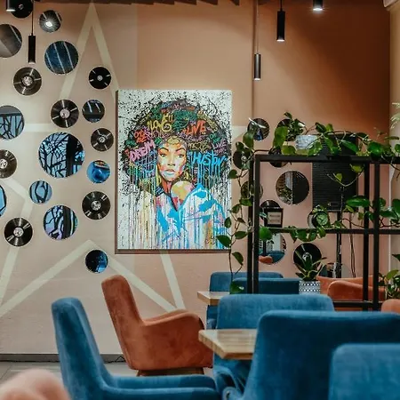 Hotel Huston
